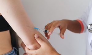流感疫苗季切换三价为主，医保个账支付各地加快落地