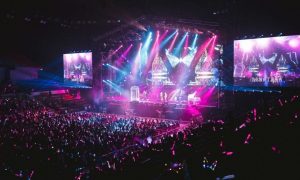 吴越称十分抗拒和年轻男演员演情侣